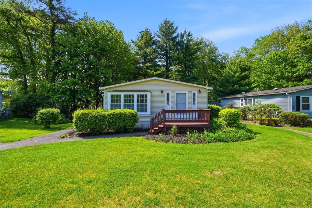 6 Evergreen Circle