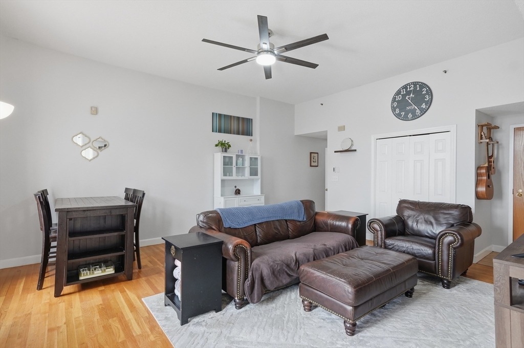 219 Central Street 3E