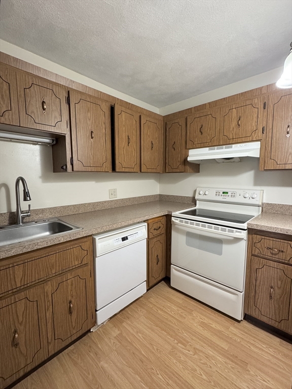 288 Main St 303