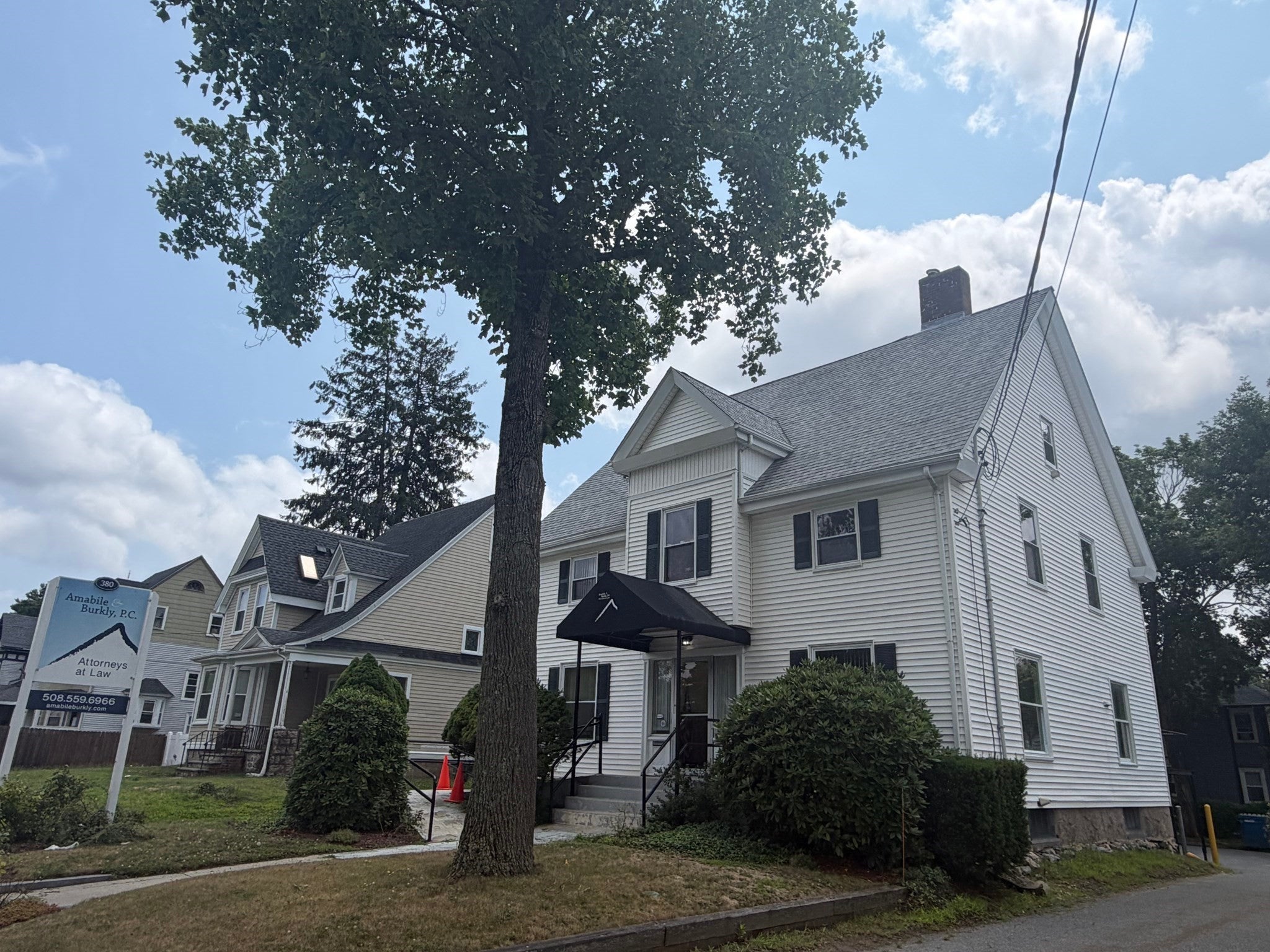 380 Pleasant St