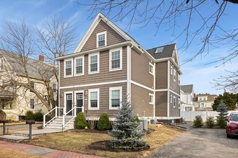Photo of 87 Otis Street #2, Medford, MA 02155 (MLS # 73470195)