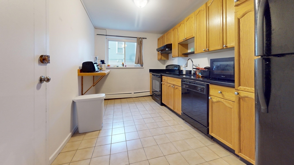 71 Colborne Rd 1B