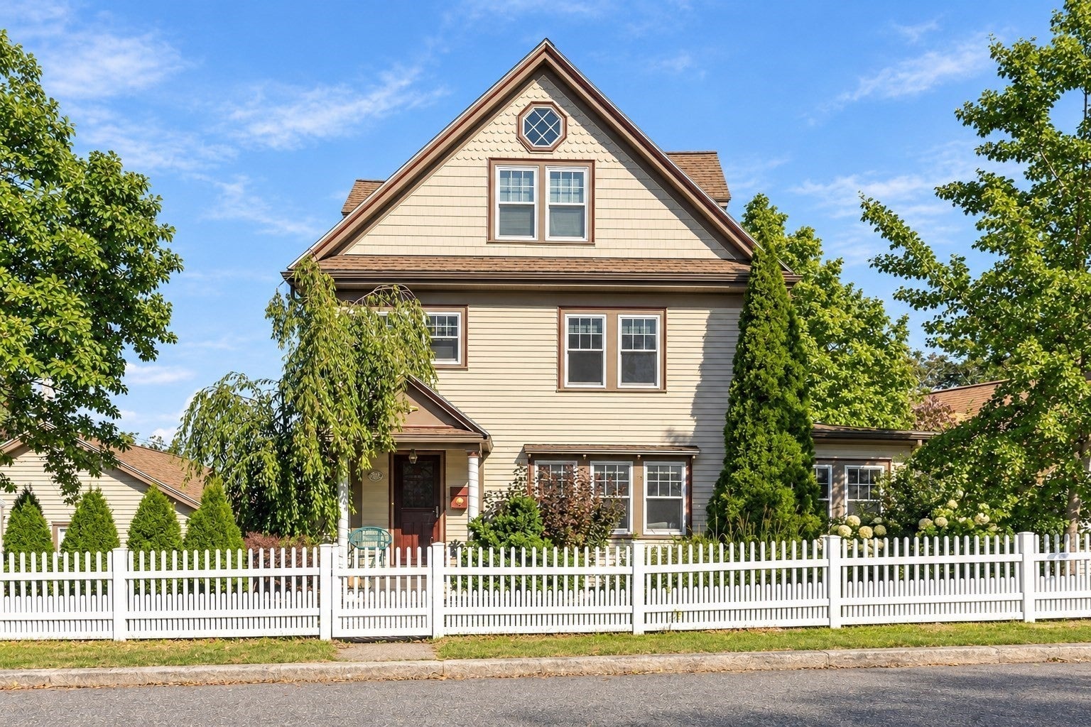 Photo of 25 Green Street, Marblehead, MA