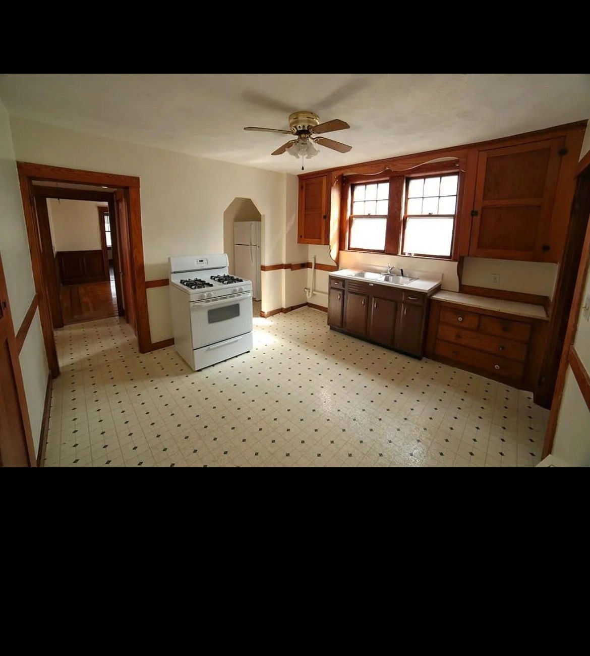7 Seagrave Rd #1, Cambridge, MA, 7 Seagrave Rd #1, Cambridge, MA Photo #2