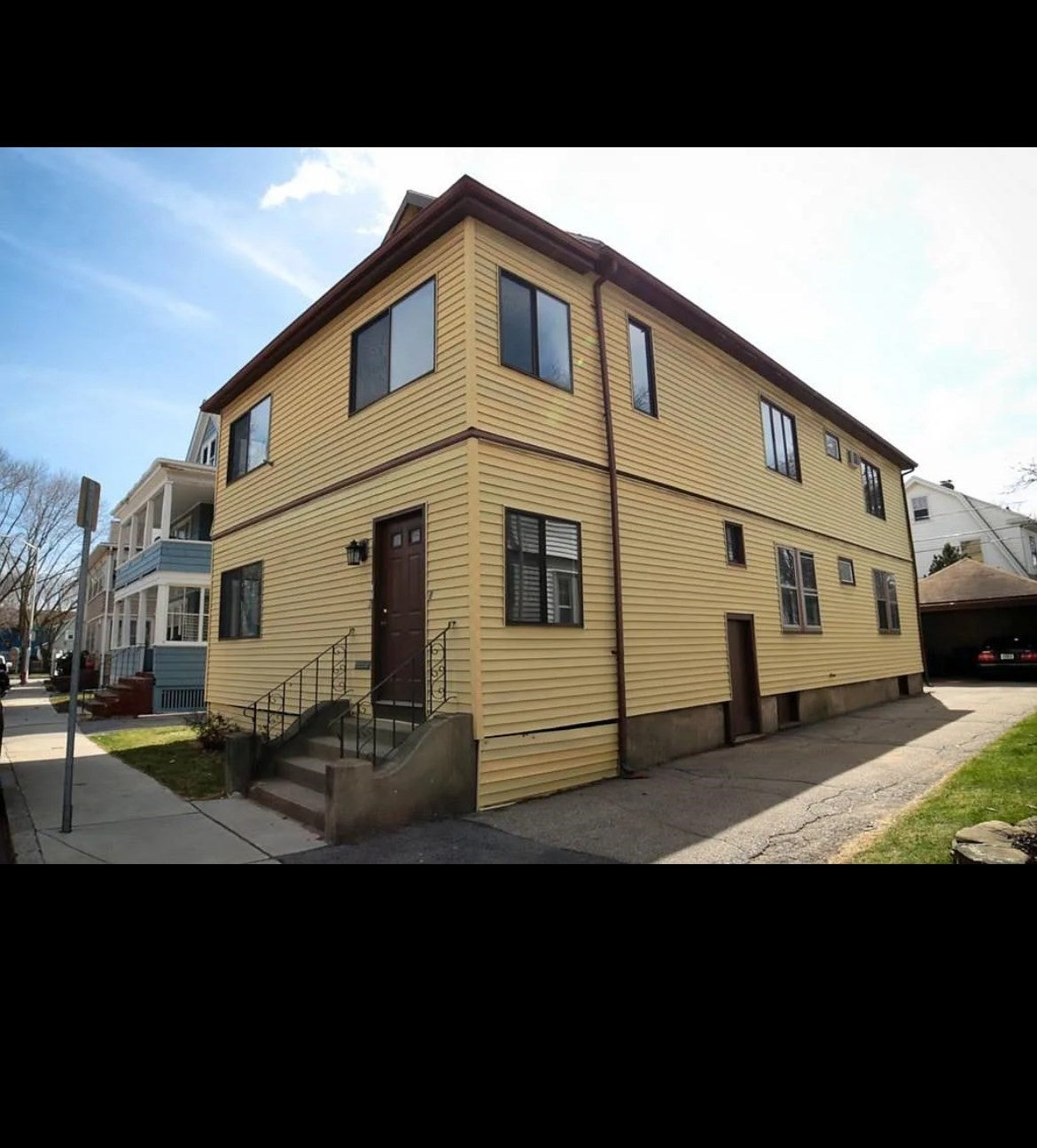 Photo of 7 Seagrave Rd, Cambridge, MA