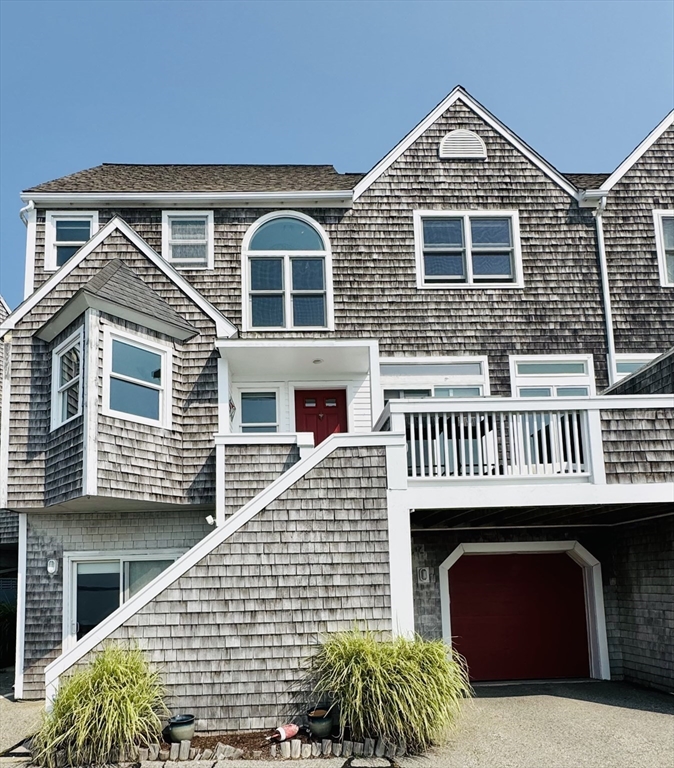 12 Marina Dr 12