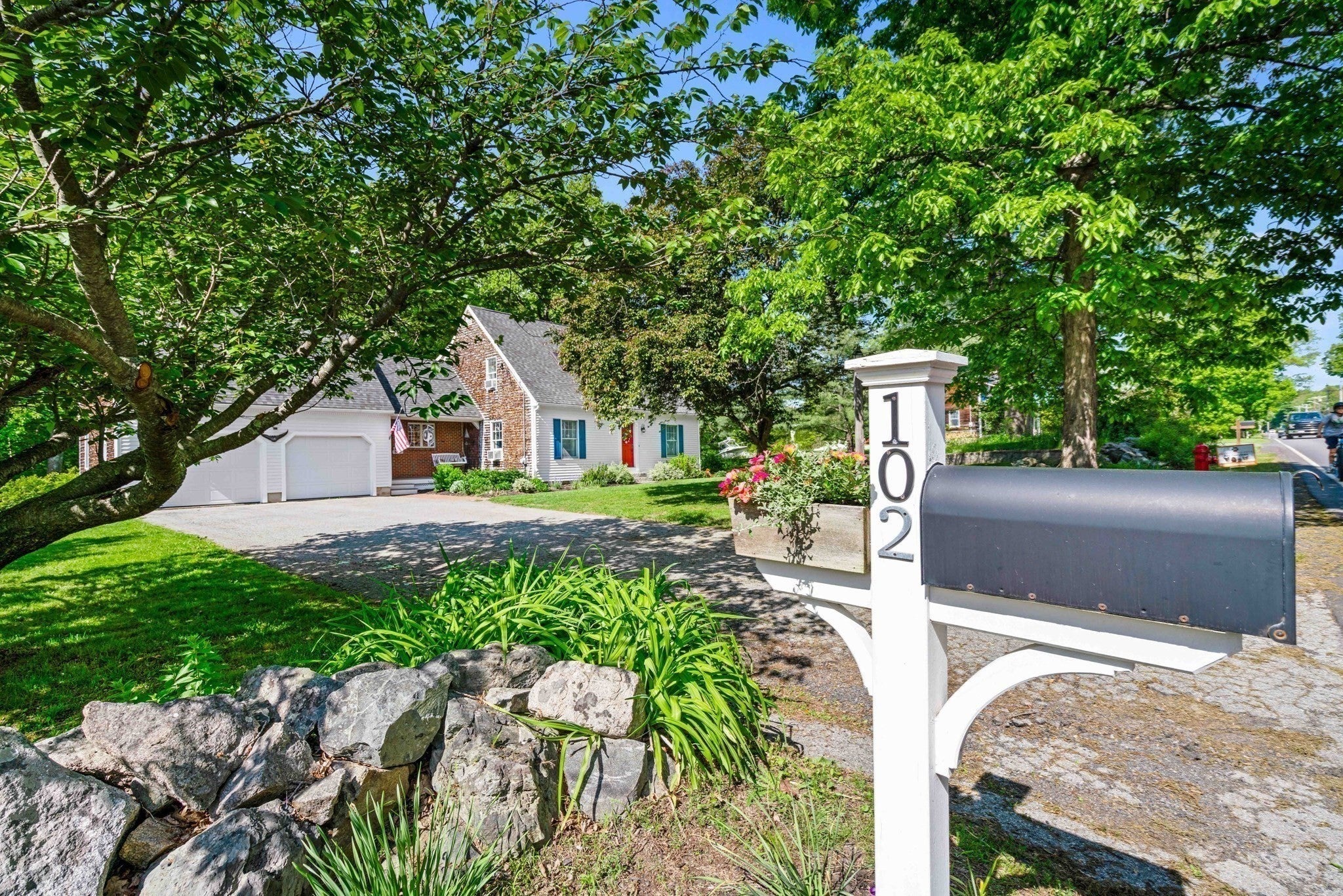 Photo of 102 Elm St, Newbury, MA