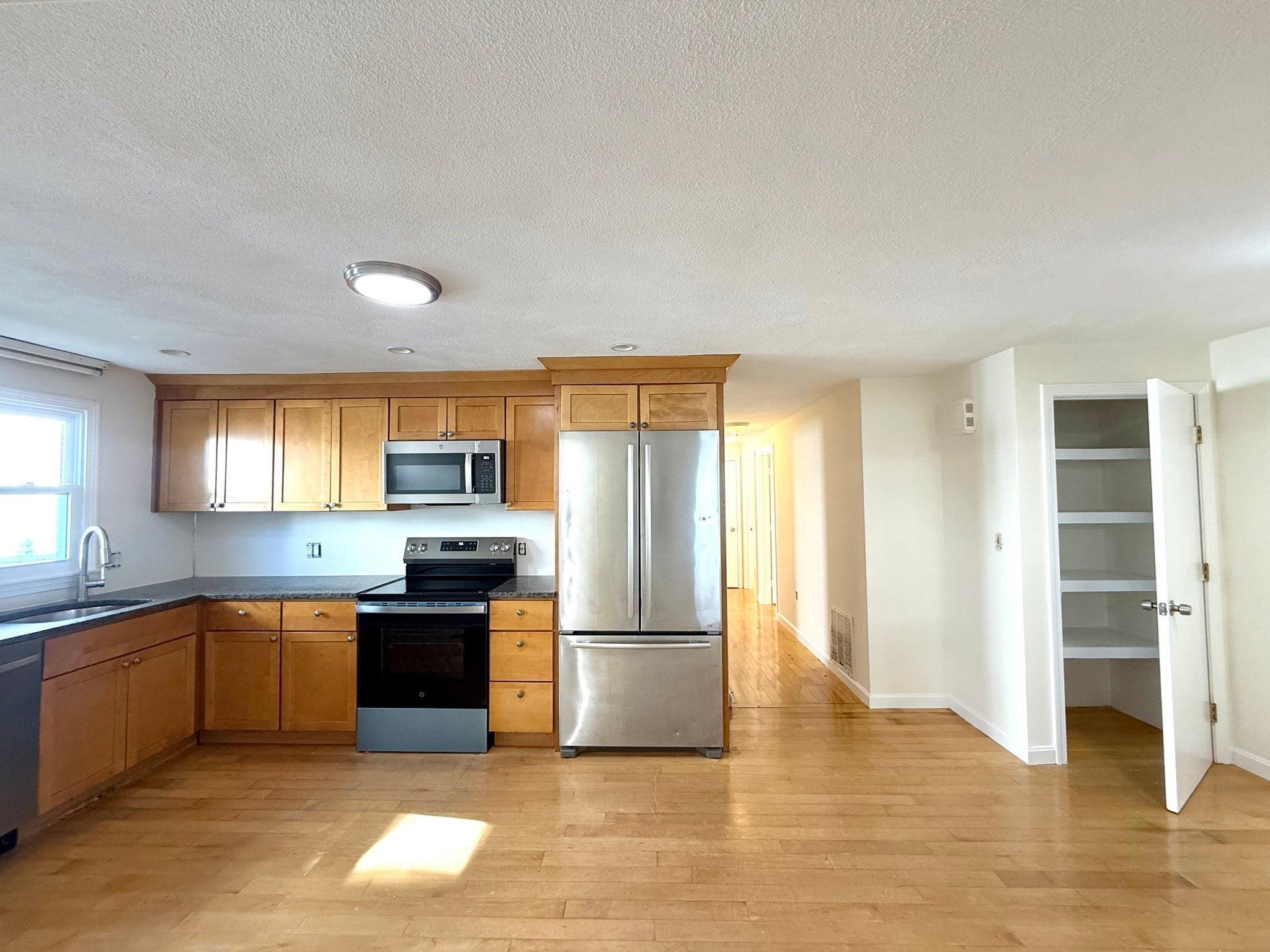 9 Dwight St #A, Watertown, MA, 9 Dwight St #A, Watertown, MA Photo #11