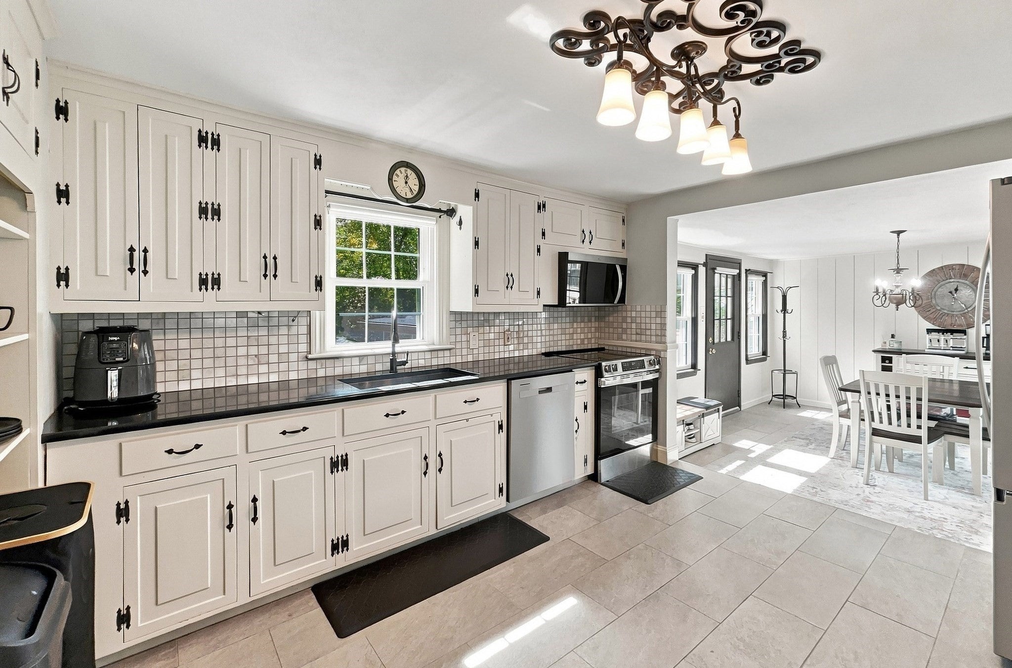 17 Elise Ave, Dracut, MA, 17 Elise Ave, Dracut, MA Photo #11