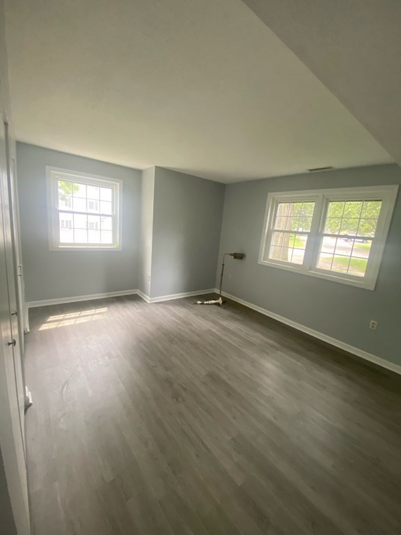 Photo 7 of 12 of 371 Aiken Ave 8 condo