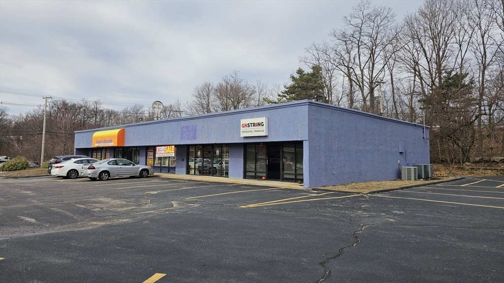 380 E Main St