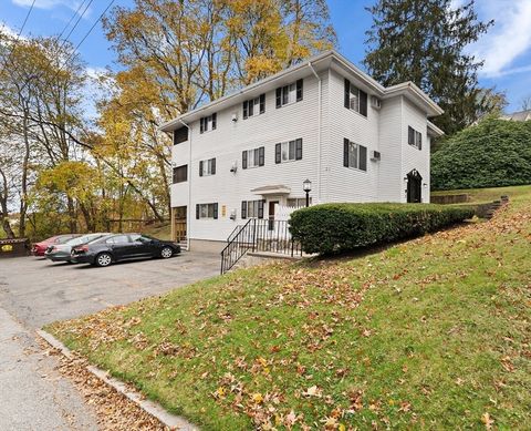 2 Adams Street Marlborough MA 01752