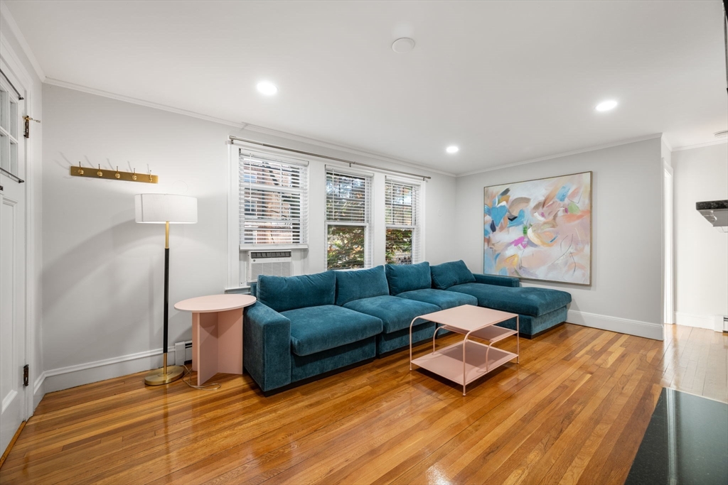 65-67 Saint James Circle