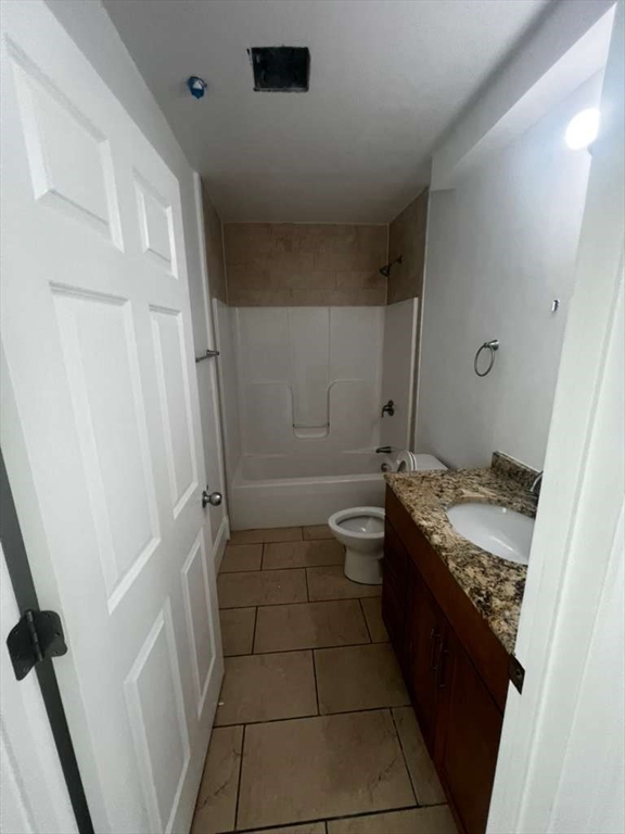 375 Crescent Ave 2