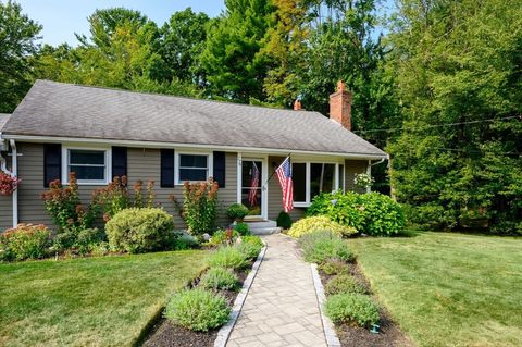 Photo of 776 Main St, Hanover, MA 02339 (MLS # 73479346)