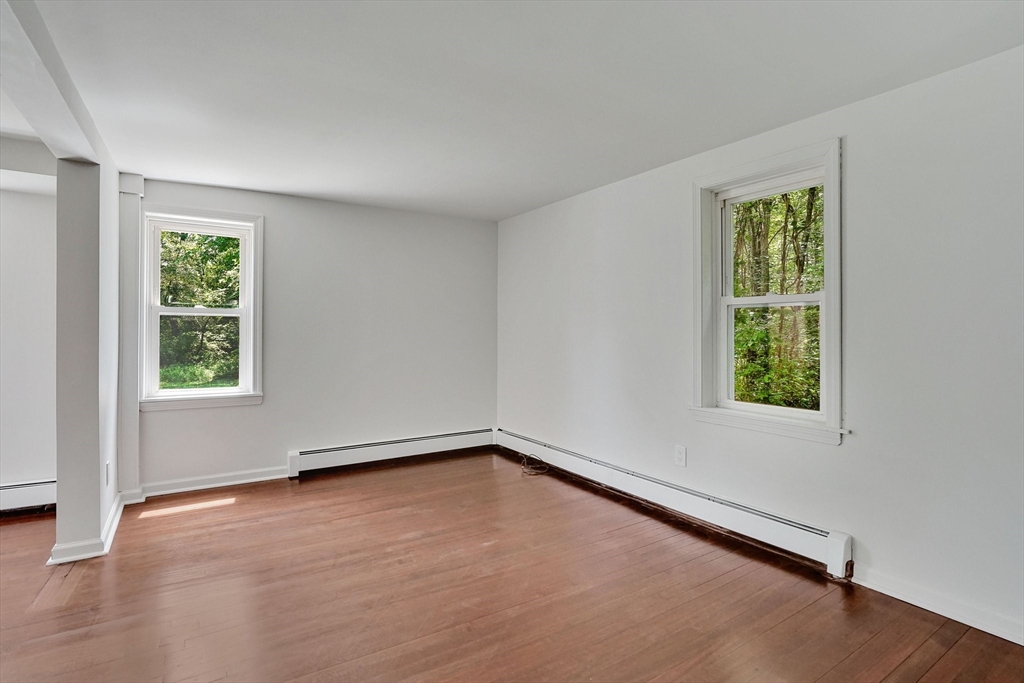 46 Chestnut St Place