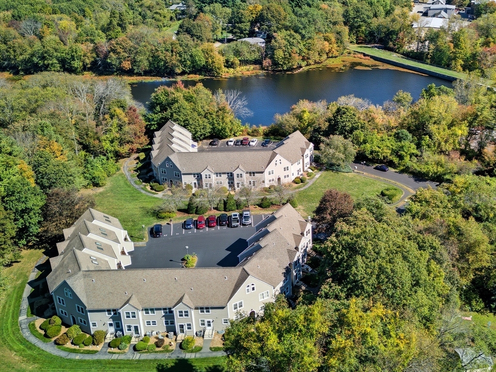 11 Hovey Pond Dr 11