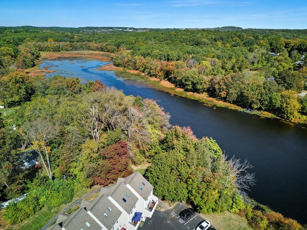 11 Hovey Pond Dr 11