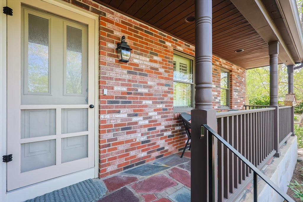 149 Pond St