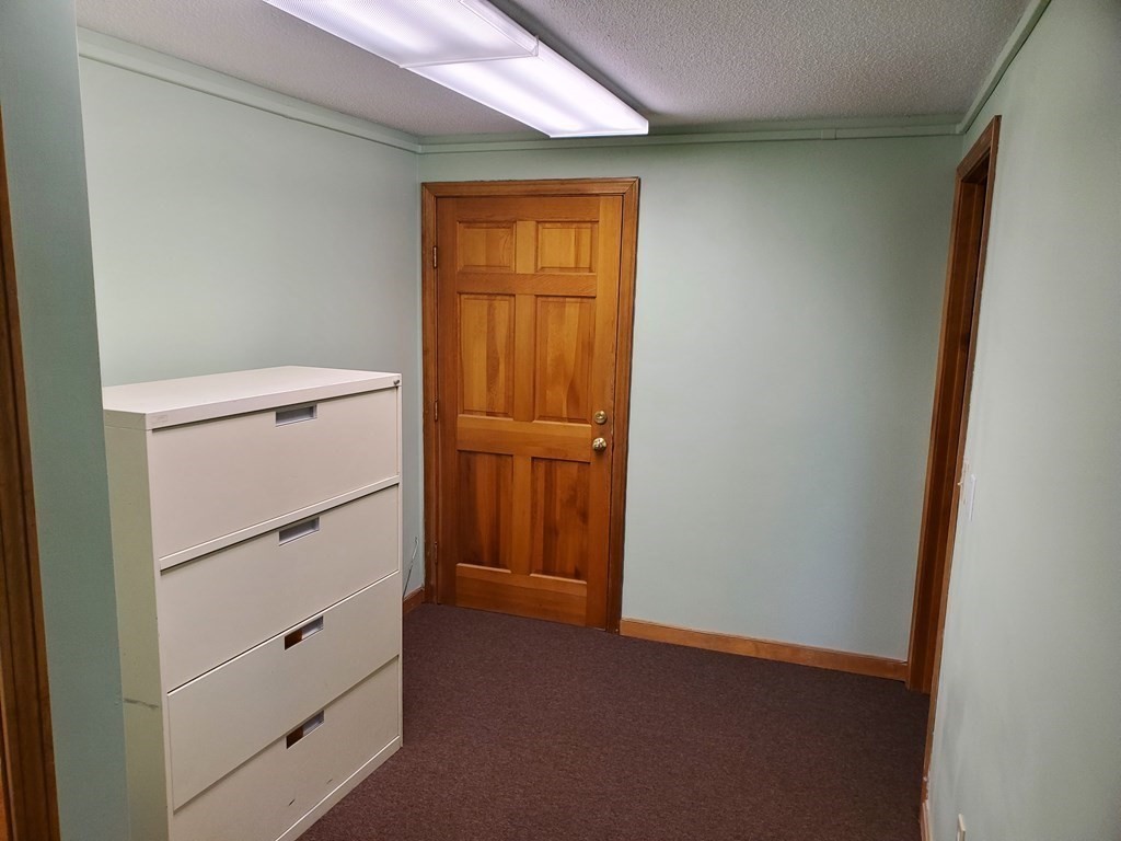 110 Great Rd 207