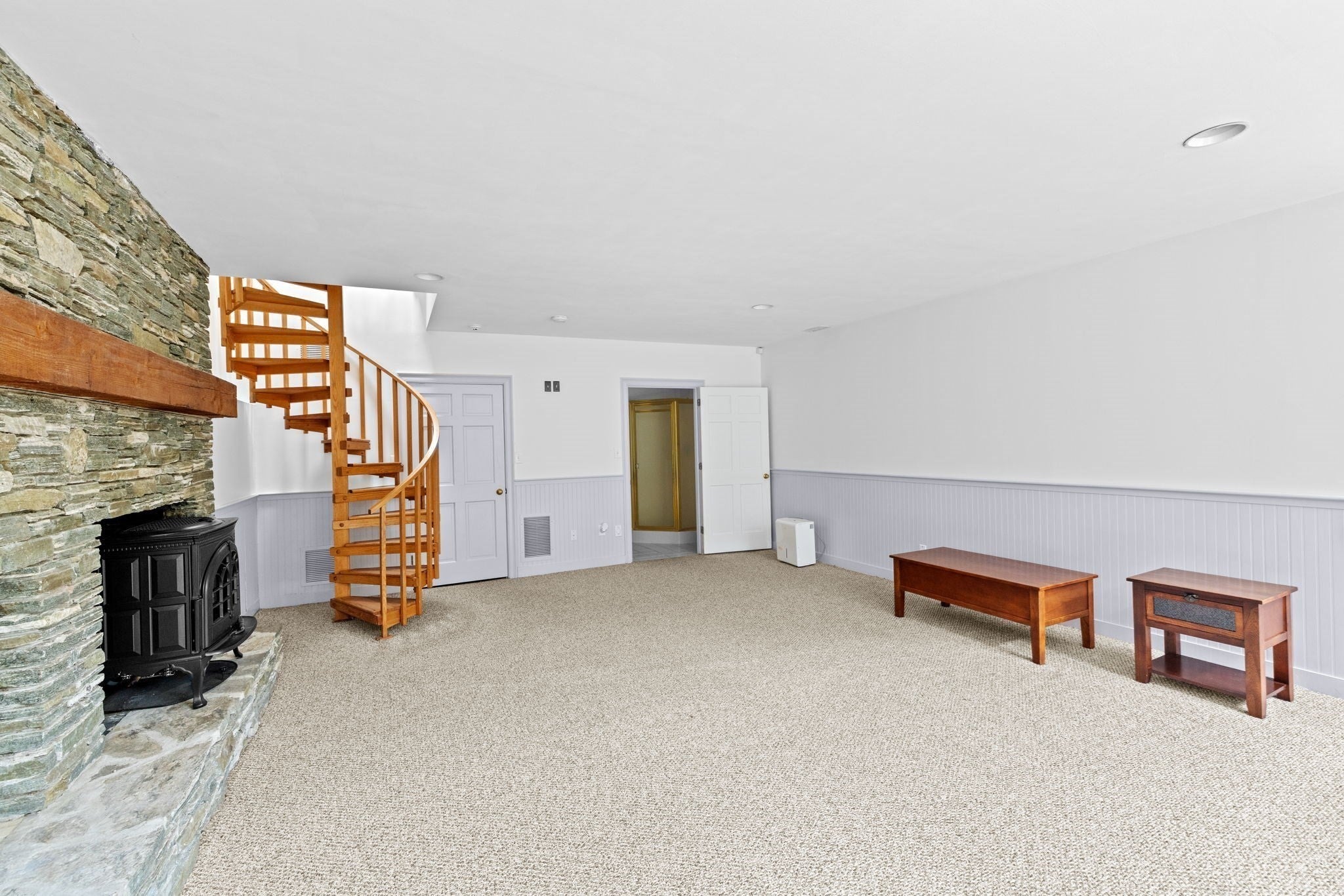 105 East St, Hingham, MA, 105 East St, Hingham, MA Photo #25