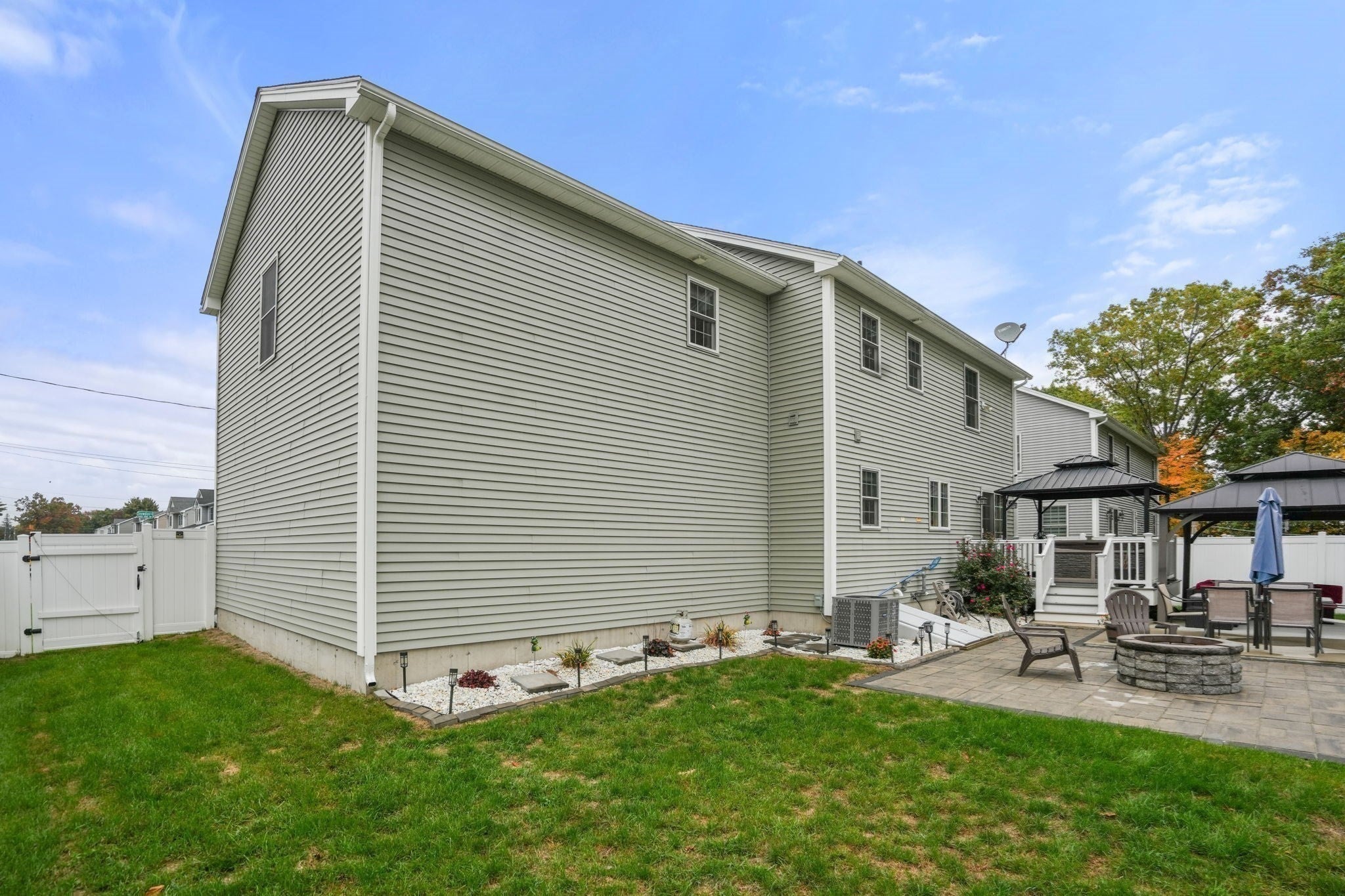 7 Snowden St, Springfield, MA, 7 Snowden St, Springfield, MA Photo #38