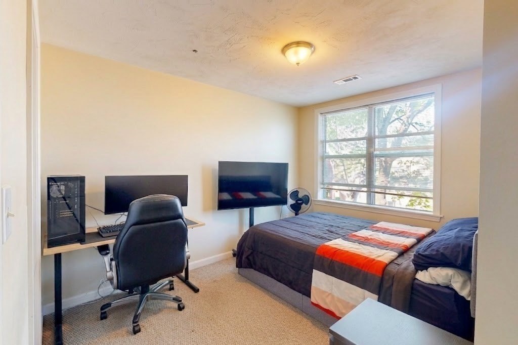 110 Coolidge Hill Rd #4, Watertown, MA Photo #10