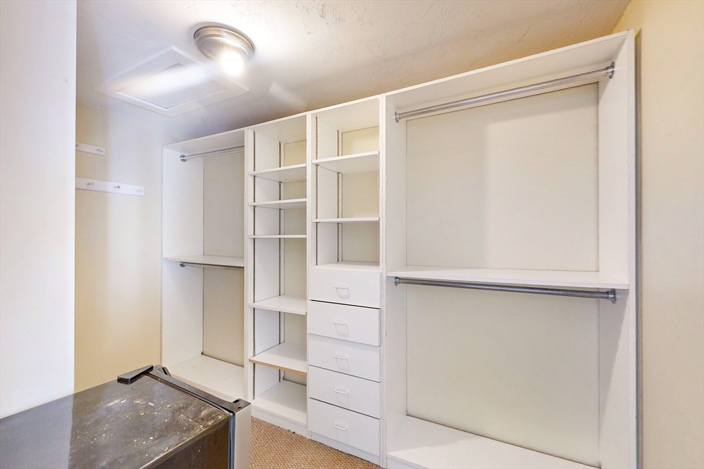 110 Coolidge Hill Rd #4, Watertown, MA Photo #15