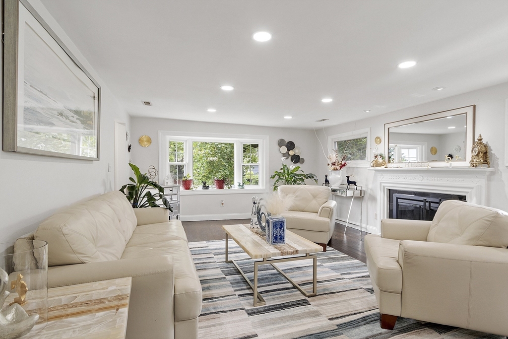 57 Crooker Dr