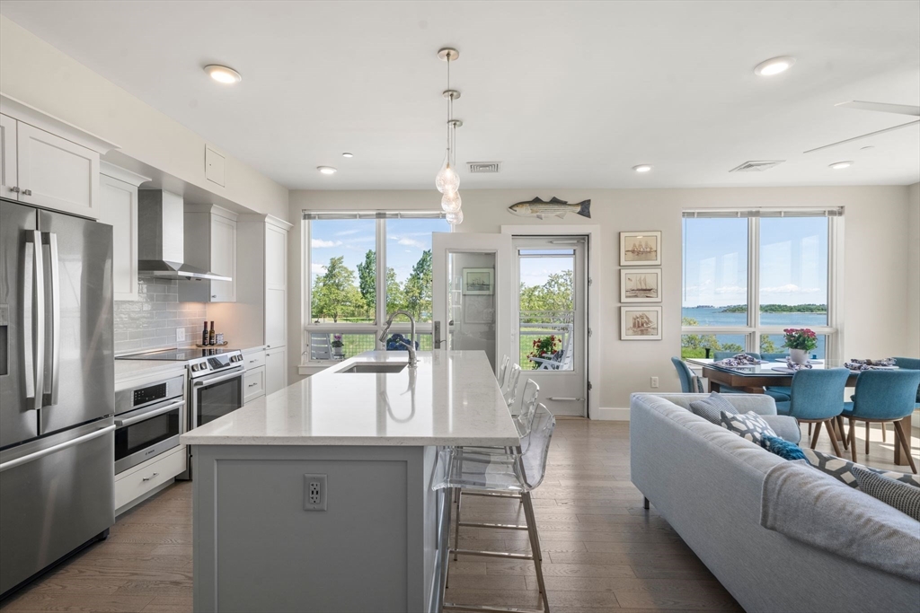 130 Broad Reach 303