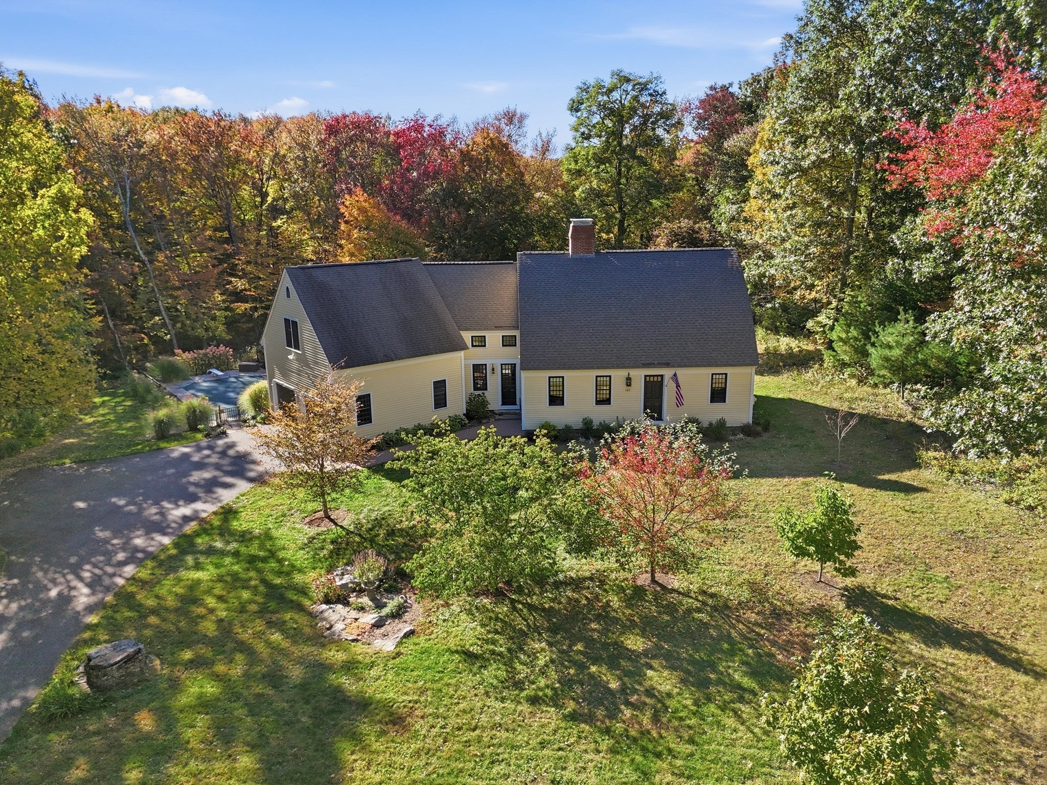 Photo of 469 Glendale Road, Hampden, MA