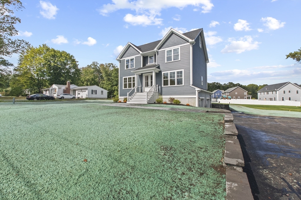 1078 Taunton Ave