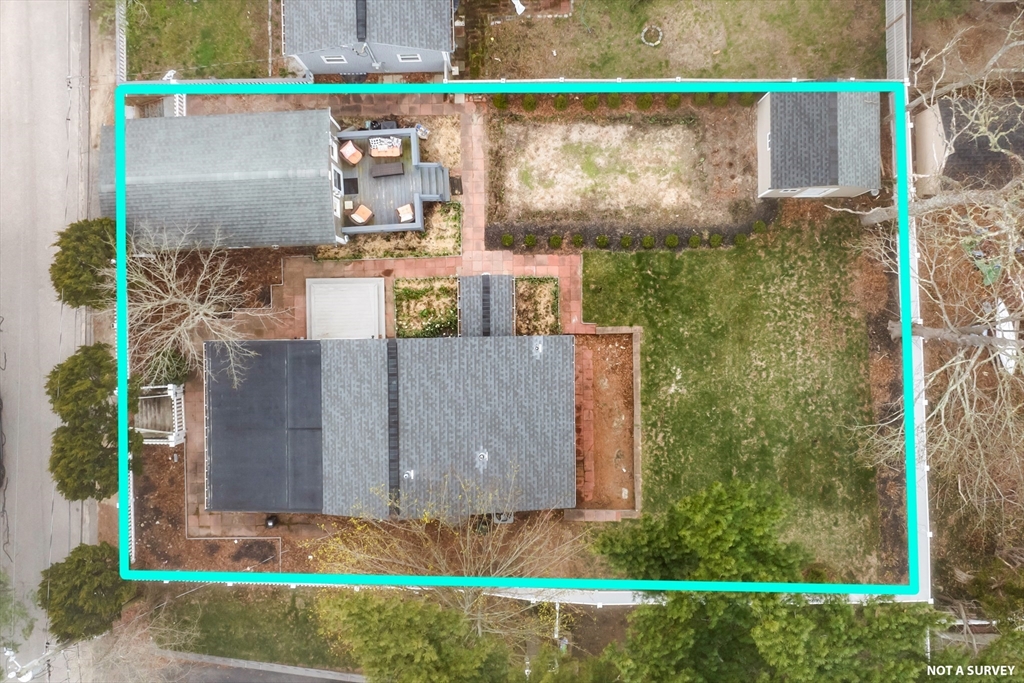 14 Buttonwood Lane