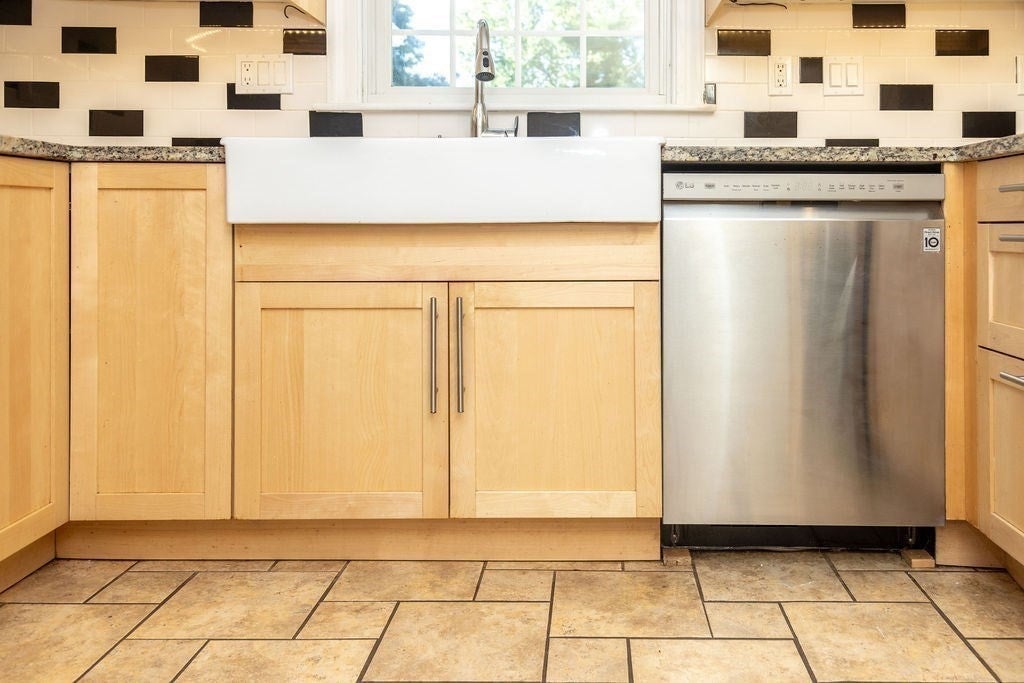 52 Ferrante Avenue, Greenfield, MA, 52 Ferrante Avenue, Greenfield, MA Photo #10