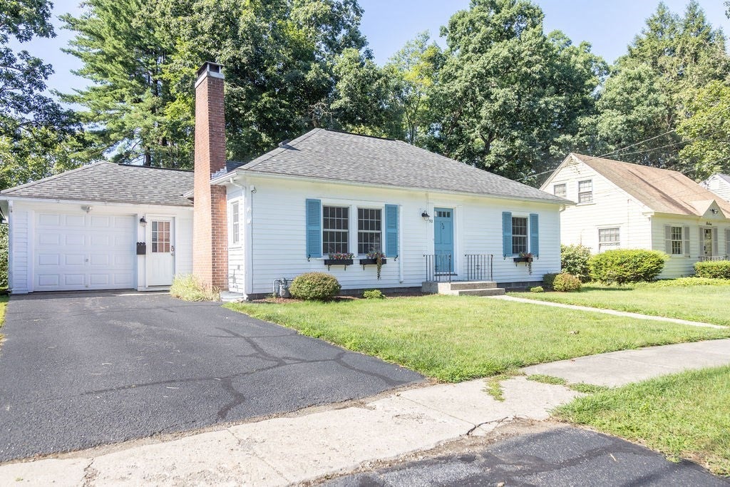 52 Ferrante Avenue, Greenfield, MA, 52 Ferrante Avenue, Greenfield, MA Photo #2