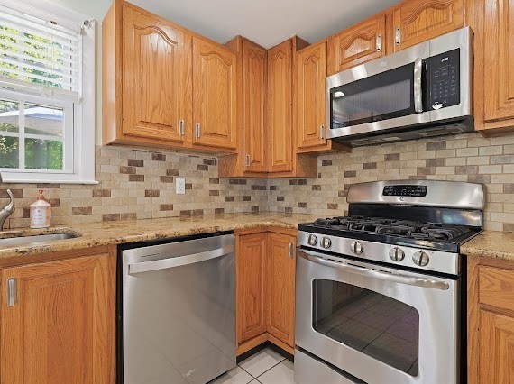 78 Bird St, Stoughton, MA, 78 Bird St, Stoughton, MA Photo #10