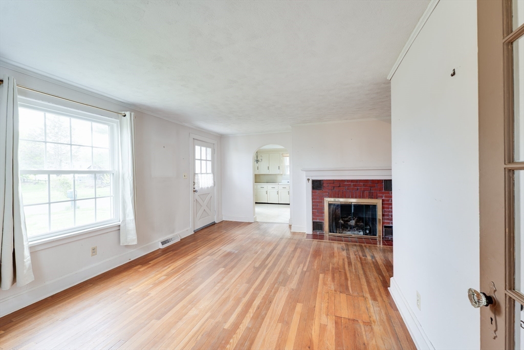 39 Harold Ave