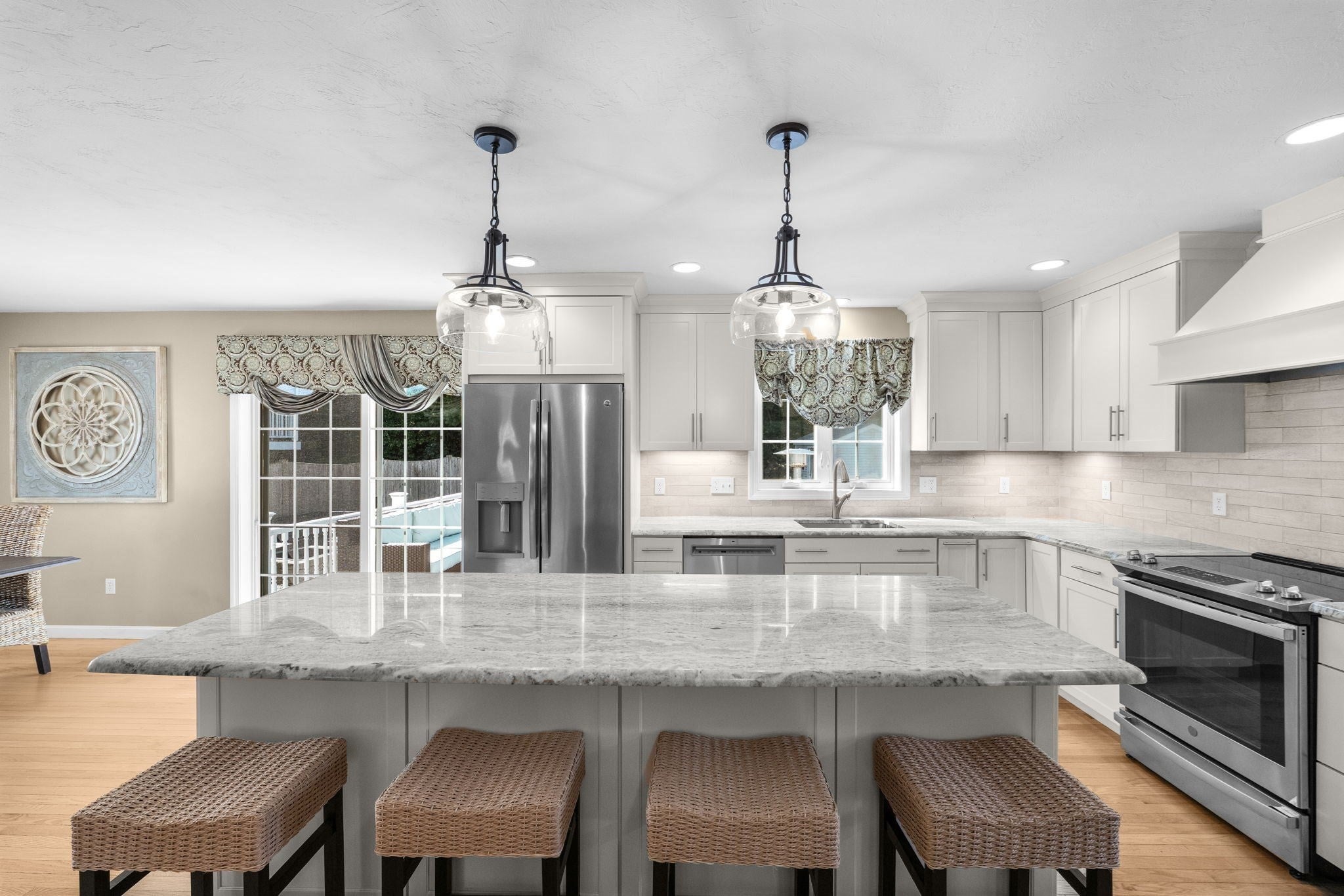 40 Sea Tower Drive, Bridgewater, MA, 40 Sea Tower Drive, Bridgewater, MA Photo #3