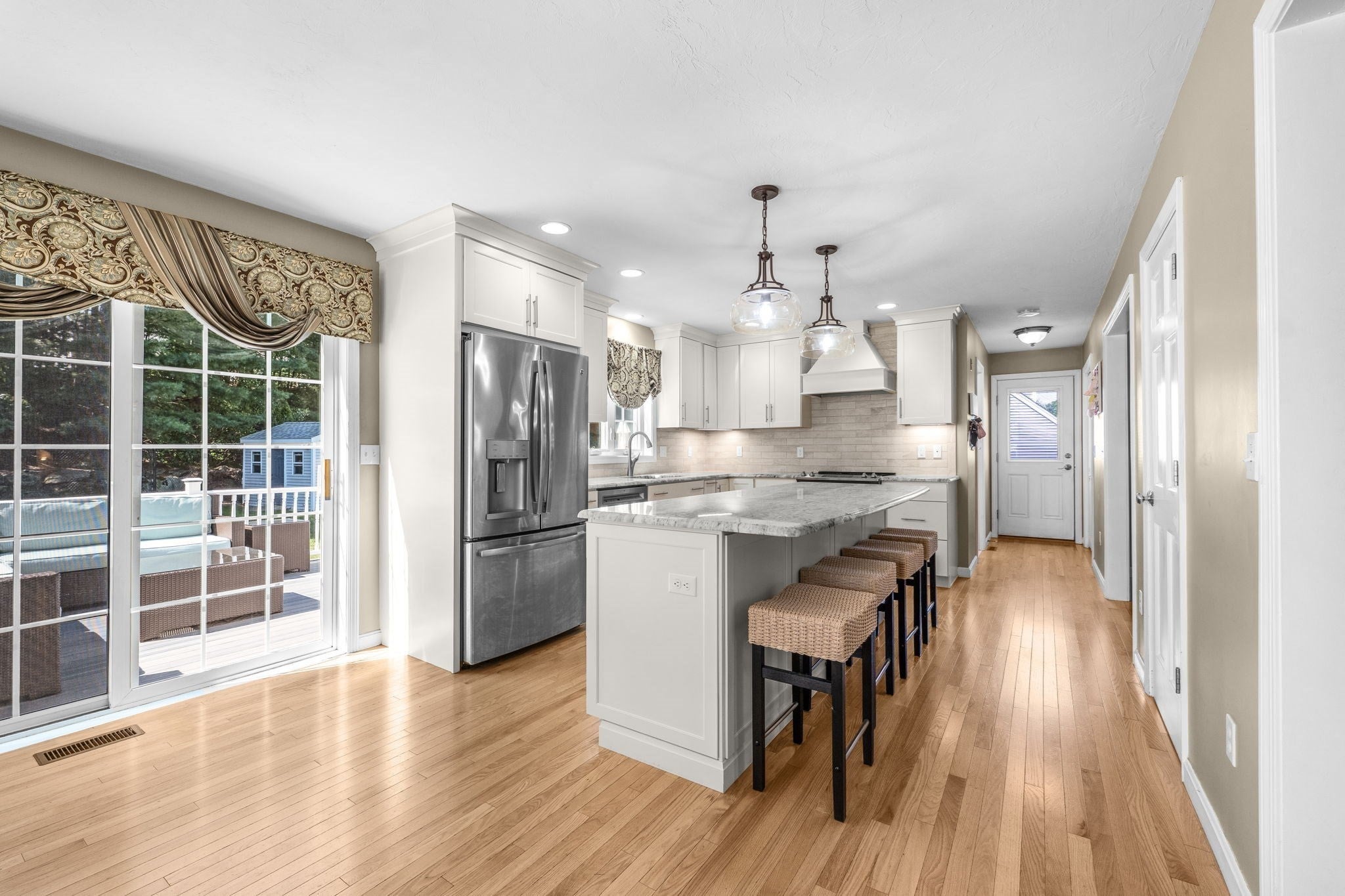 40 Sea Tower Drive, Bridgewater, MA, 40 Sea Tower Drive, Bridgewater, MA Photo #4
