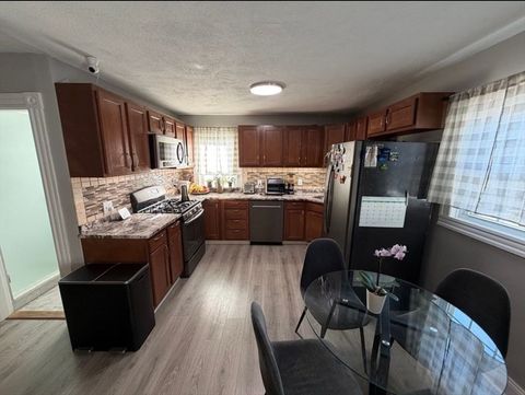 Photo of 15 Moore St #2, Winthrop, MA 02152 (MLS # 73477186)