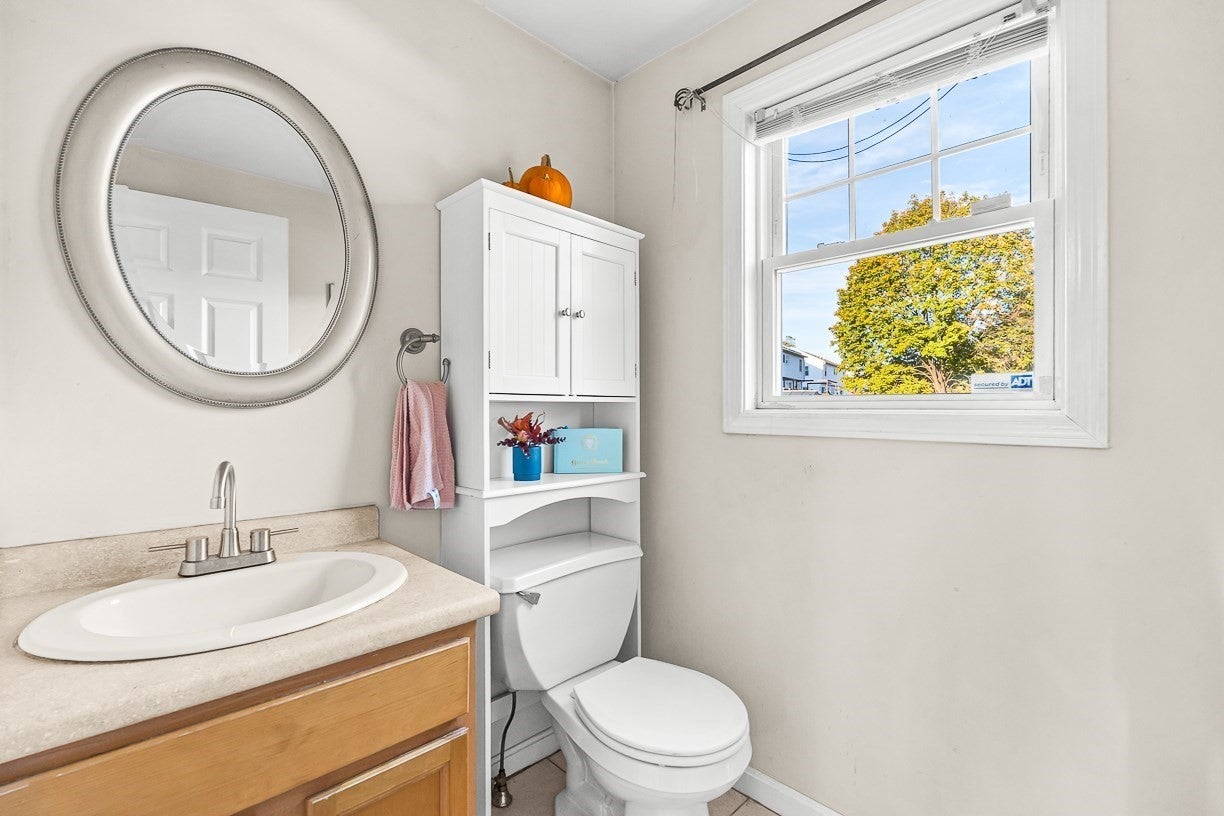 21 Silver St #21, Haverhill, MA Photo #16