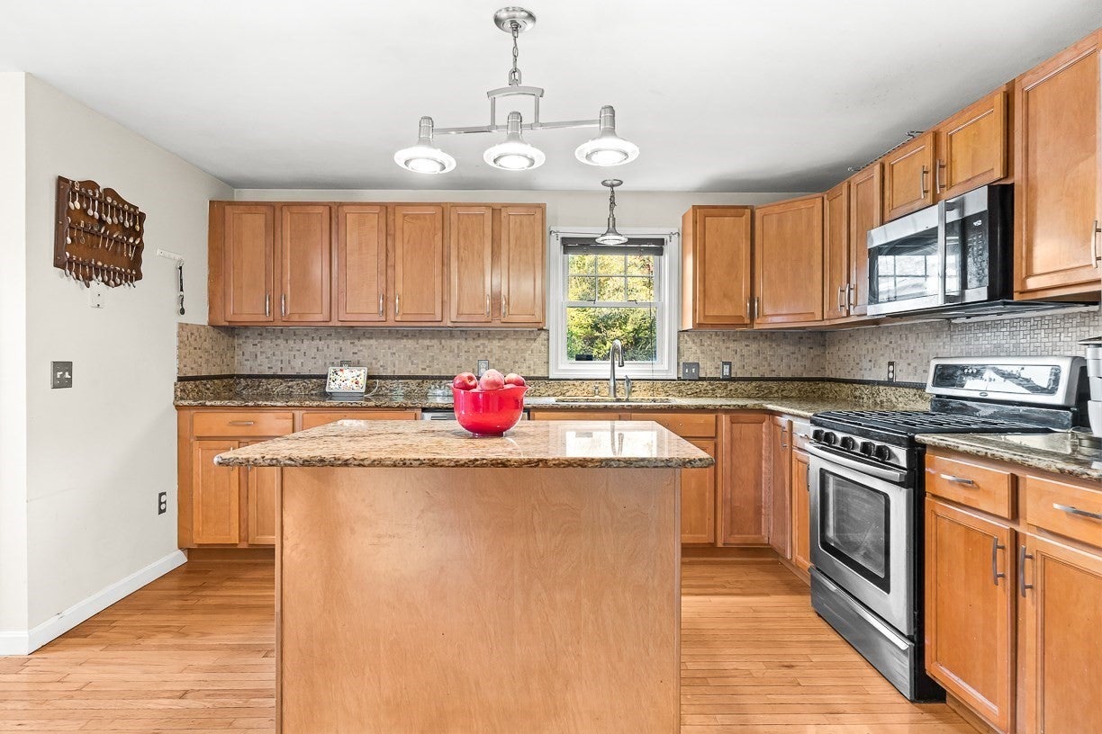 21 Silver St #21, Haverhill, MA Photo #10