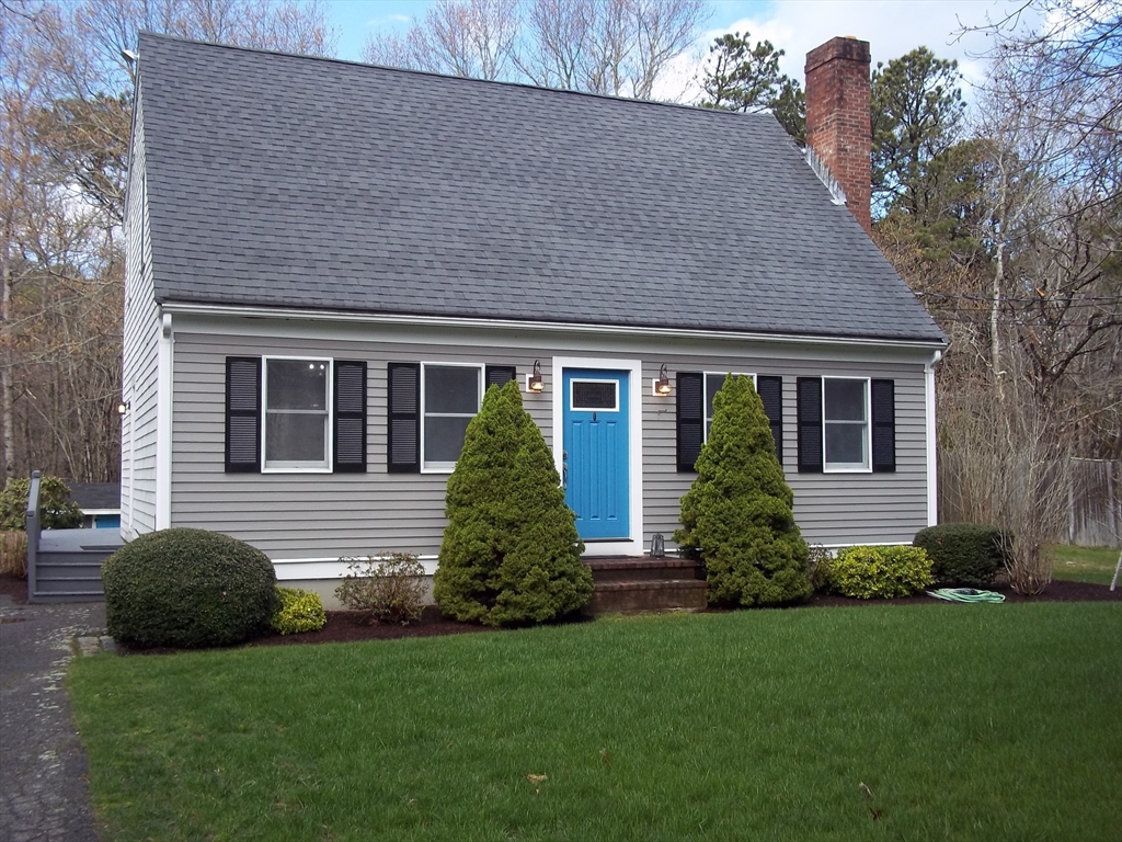 Photo of 51 Old Schoolhouse Rd, Plymouth, MA