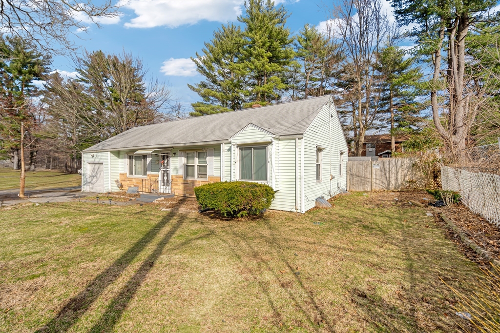 5 Kerry Dr