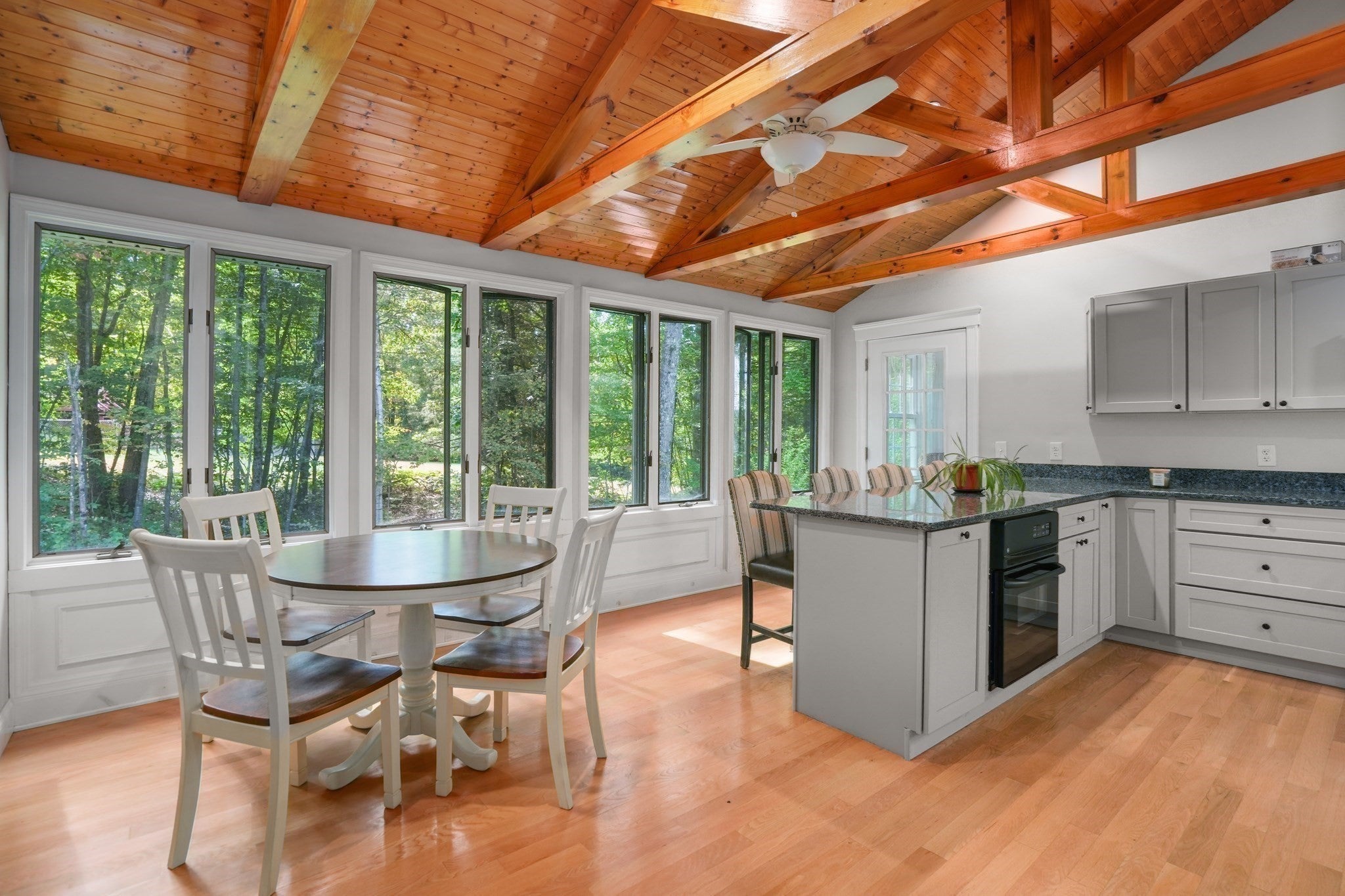 86 Breakneck Rd