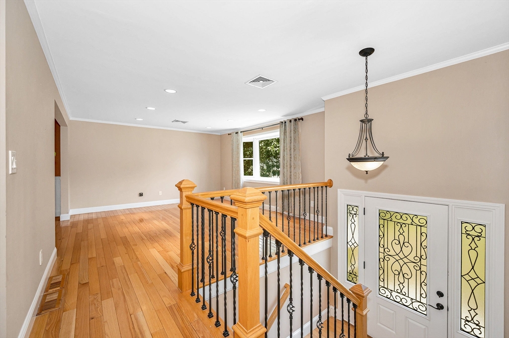 50 Ferncroft Rd