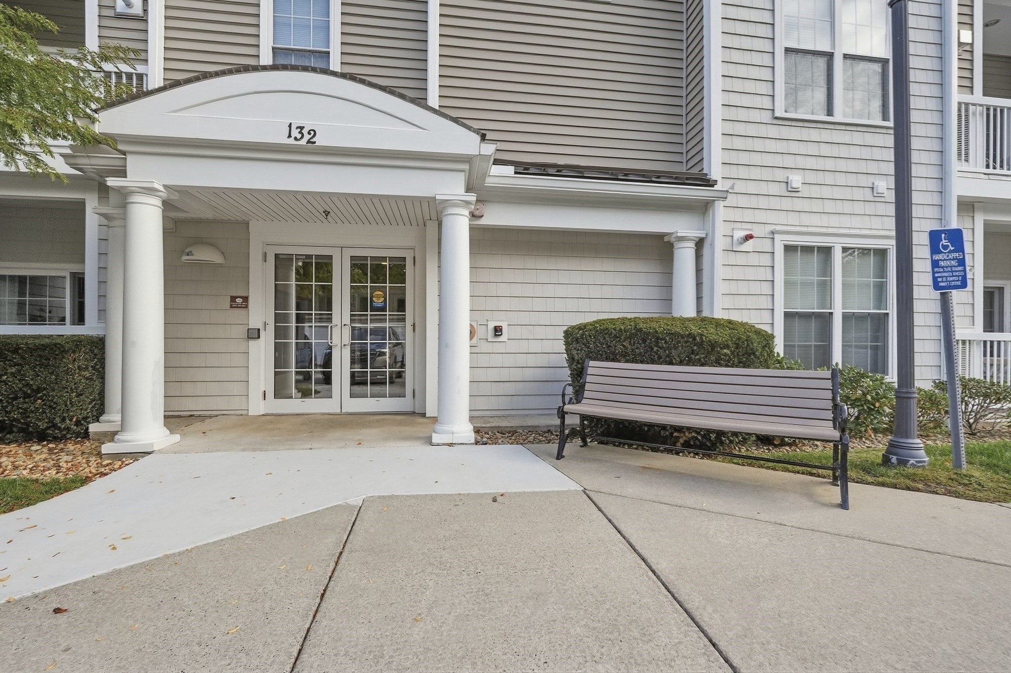 132 Clocktower Dr #203, Waltham, MA, 132 Clocktower Dr #203, Waltham, MA Photo #2