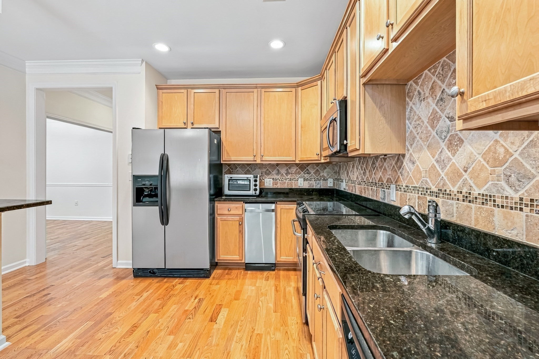 132 Clocktower Dr #203, Waltham, MA, 132 Clocktower Dr #203, Waltham, MA Photo #5