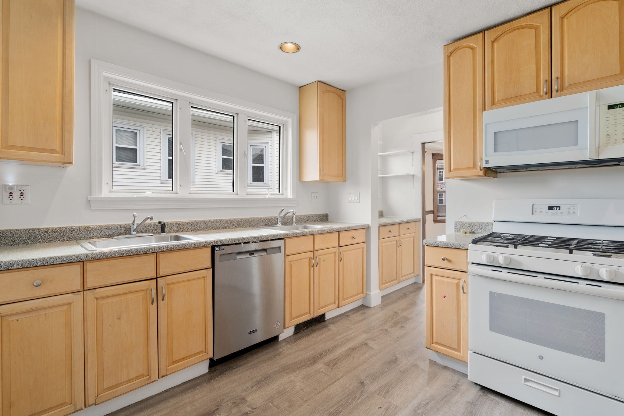 38 Blenford Road #38, Boston, MA Photo #15