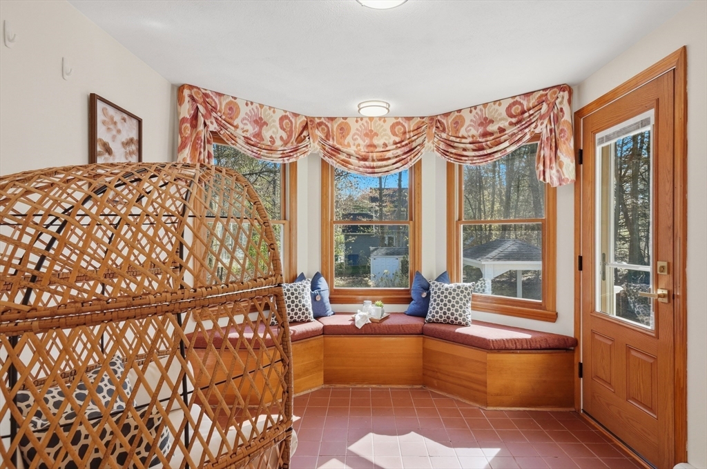 72 Crimson Road, Billerica, MA Photo #19